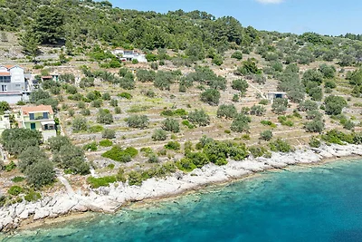 Villa Franka with pool and sea view