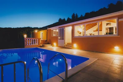 Villa Plitvine