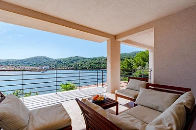 | Villa am Strand mit privatem Pool