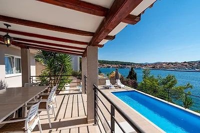 | Villa am Strand mit privatem Pool