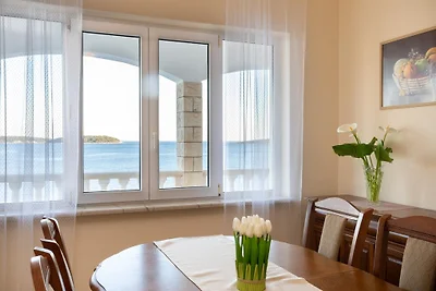 Holiday House Nova
