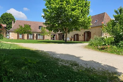 Bereich der Deymarie mit Schwimmbad