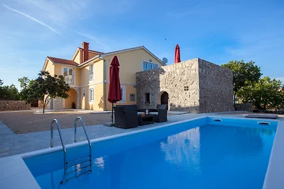 Villa Sky