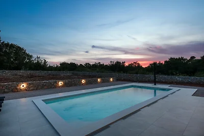Villa Aurora