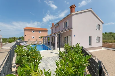 Villa Hidden