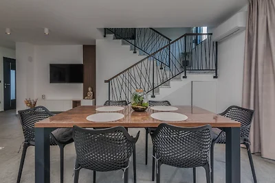 Villa Taralis
