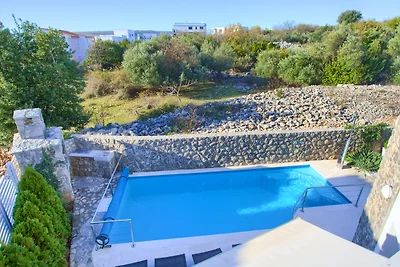 Villa Miracle 2 mit beheiztem Pool
