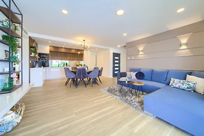 Villa Elegant mit beheiztem Pool