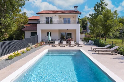 Villa Hidden