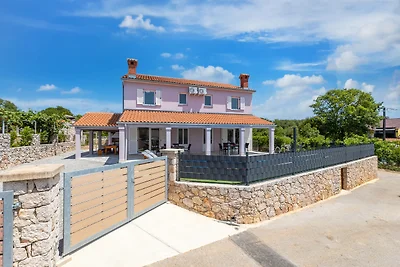 Villa Hidden