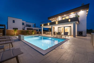 Villa Azoria
