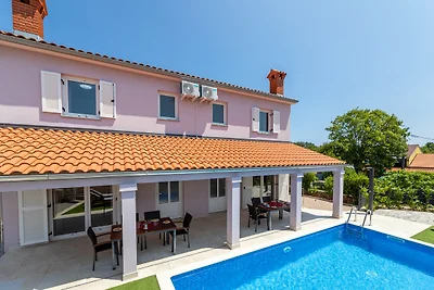 Villa Hidden