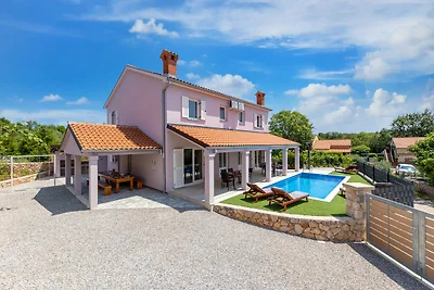 Villa Hidden