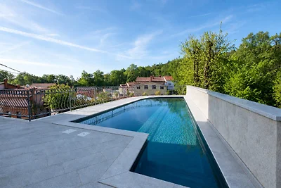 Villa Mihaela