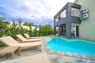 Villa Melody