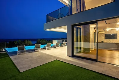 Villa Sea Line