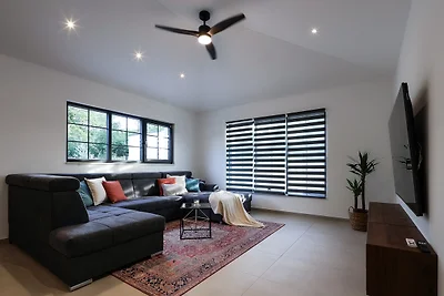 Villa Aurora