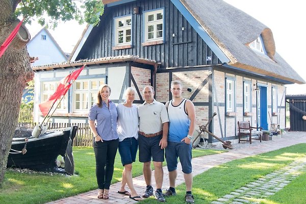 Frau L. Grolik Frau L. Grolik