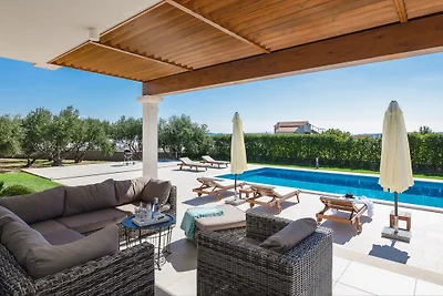 Villa Cvita mit großem Pool - Split