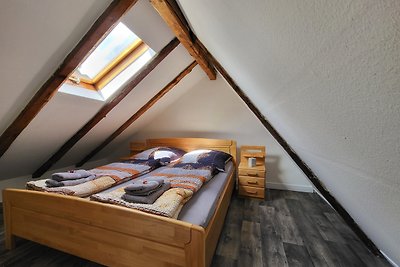 Ferienwohnung Wichtelhäuschen 2 in Bad Harzburg. Kamin und 1.200qm Garten