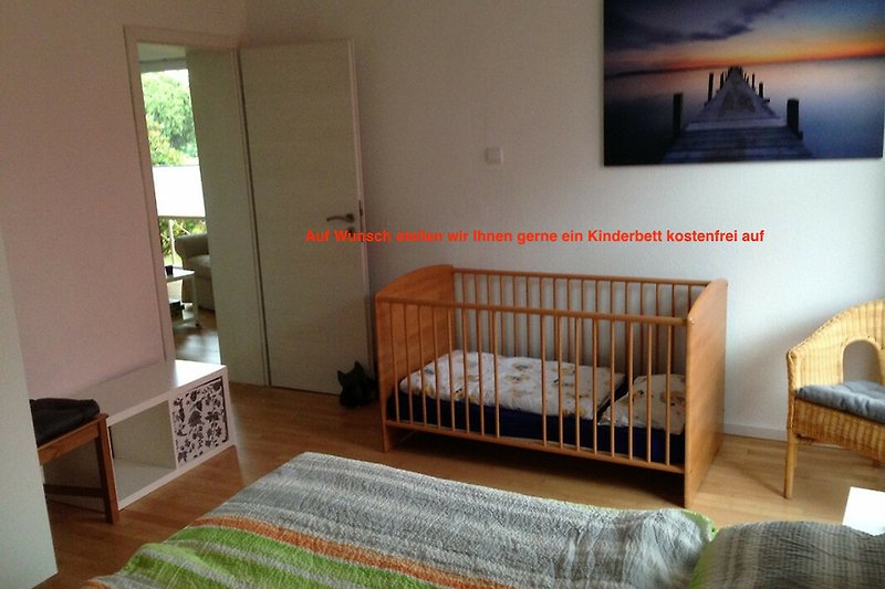 Gerne stellen wir Ihnen ein Kinderbett kostenfrei auf