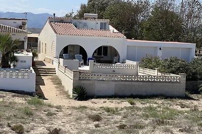 Beach villa in the Dunes