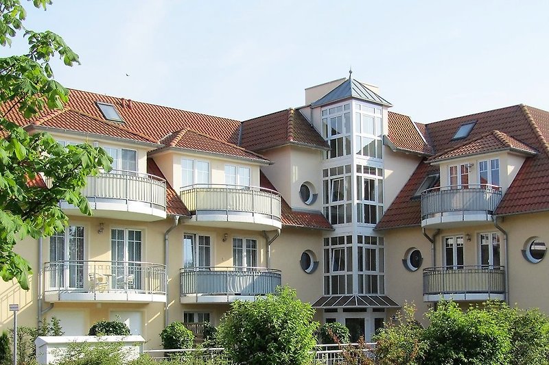 Boltenhagen Haus "Dwarslöper" Außenansicht - 1-Zimmer Apartment "Sommerwind
