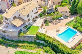 FANTASTIC Vaquet House z VIEWS