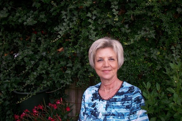 Mrs. C. Tiedje Mrs. C. Tiedje
