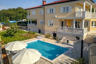 VILLA NJIVICE