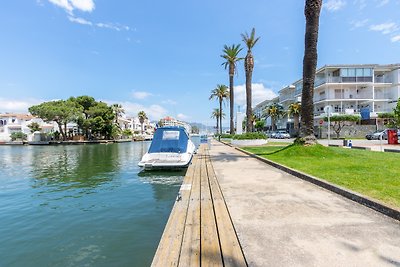 Casa in centro. 5 minuti di spiaggia.