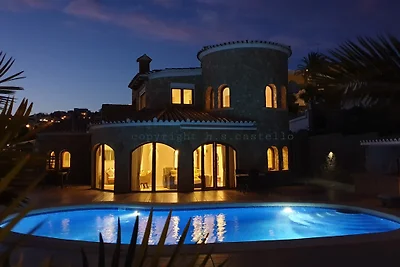 Villa Castello, Meer- und Bergblick