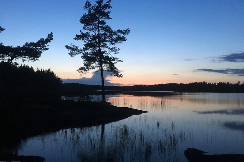 Abendstimmung am See Stora Skälen