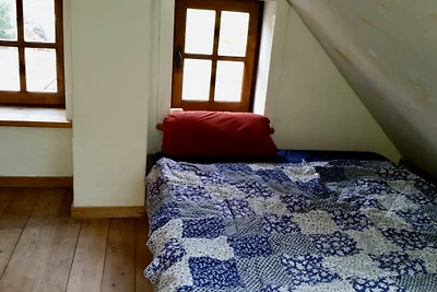 Idilliaca casa con giardino vicino al centro