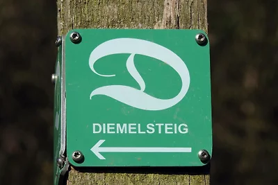 Linnehus am Diemelsteig