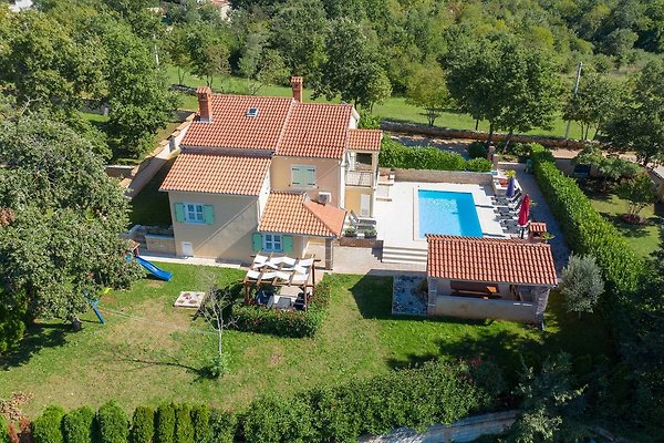 Ferienhaus Žminj