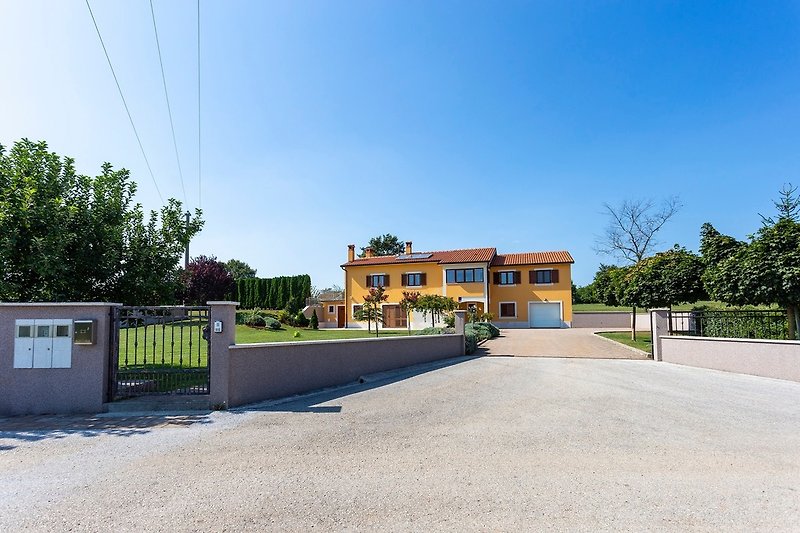 Villa Stavica
