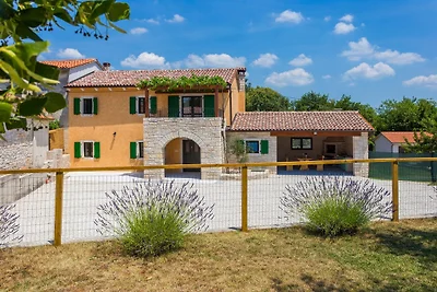 Villa Matia