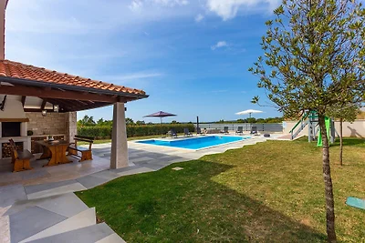 Villa Taya