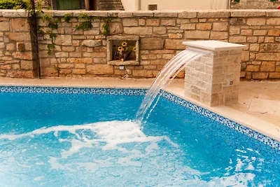 Villa Lesi