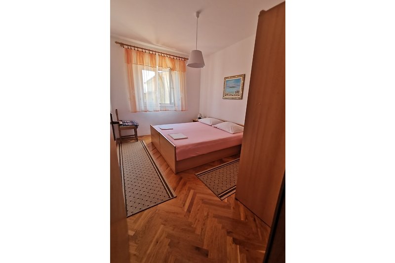 Zimmer mit einem Doppelbett
