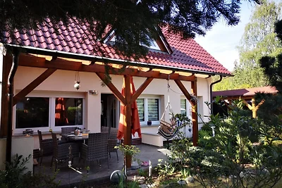 Haus am Fleesensee mit Ruderboot