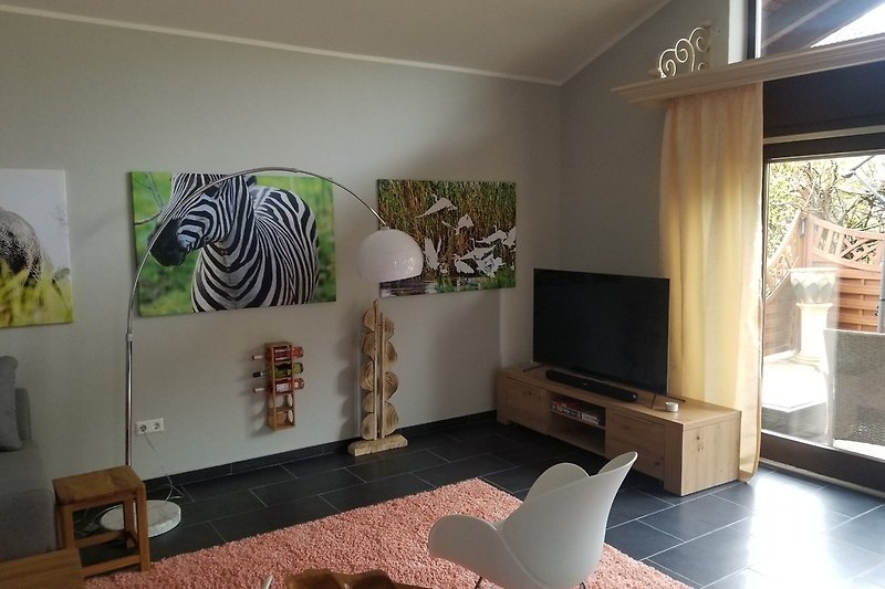 Wohnzimmer mit Smart TV