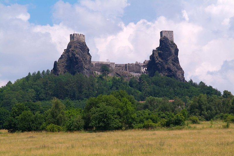 Burg Trosky 0,5km