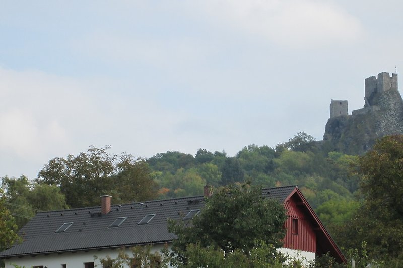 Ferienhaus Trosenka unter Burg Trosky
