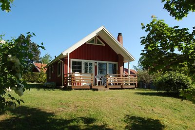 Maison suédoise dans un cadre idyllique