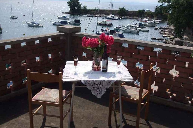 terrasse avec vue sur la mer