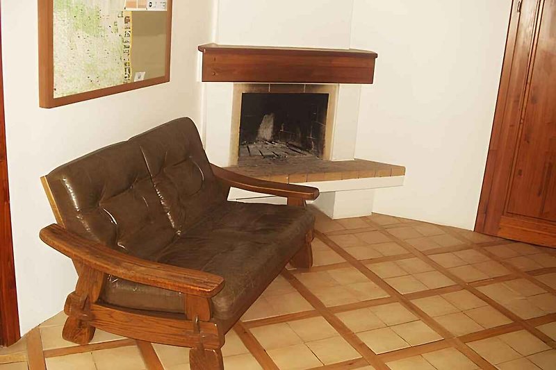 espace salon avec cheminée
