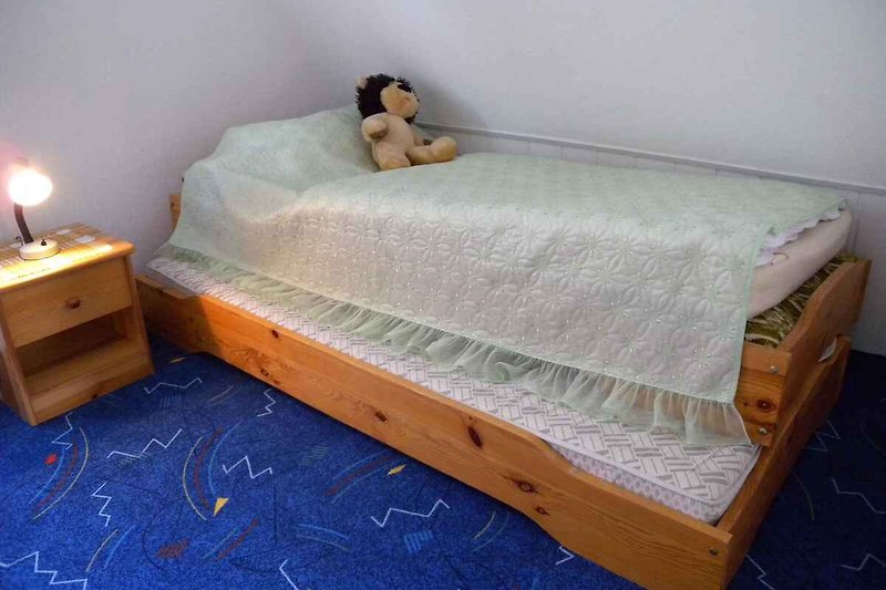Slaapkamer met 2 éénpersoonsbedden (stapelbed)
