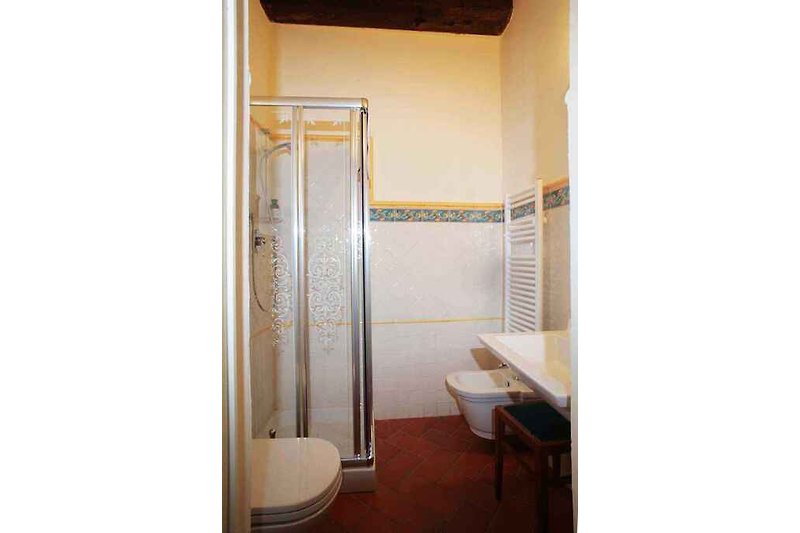 bathroom (example)